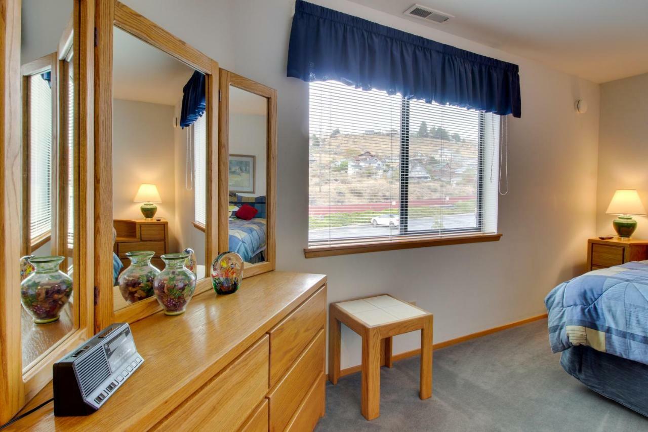 Lake Chelan Shores Rom bilde