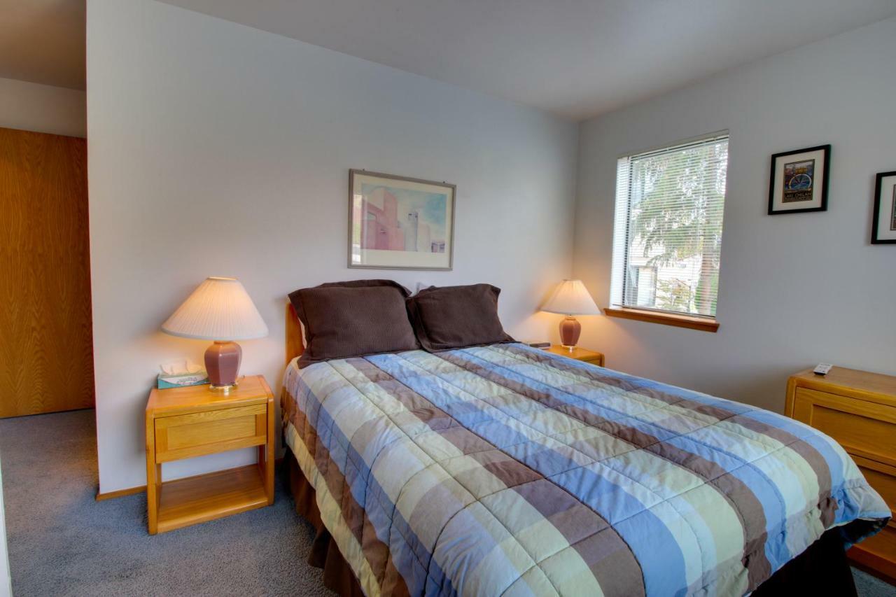 Lake Chelan Shores Rom bilde